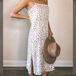 Girl and the Sun Bonita Midi Patterned Dress with Buttons and Slit Size Small